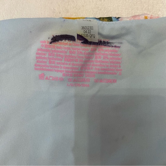 New! Victoria's Secret Floral Lemon Print Ruffled One Piece Swimsuit 3869 - Picture 5 of 10